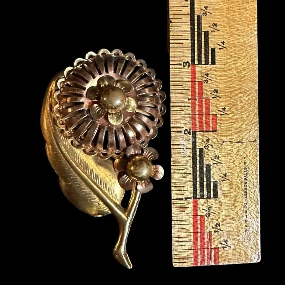 Vintage 40’s Rose and Yellow Gold Tone Double Flower Brooch Pin
